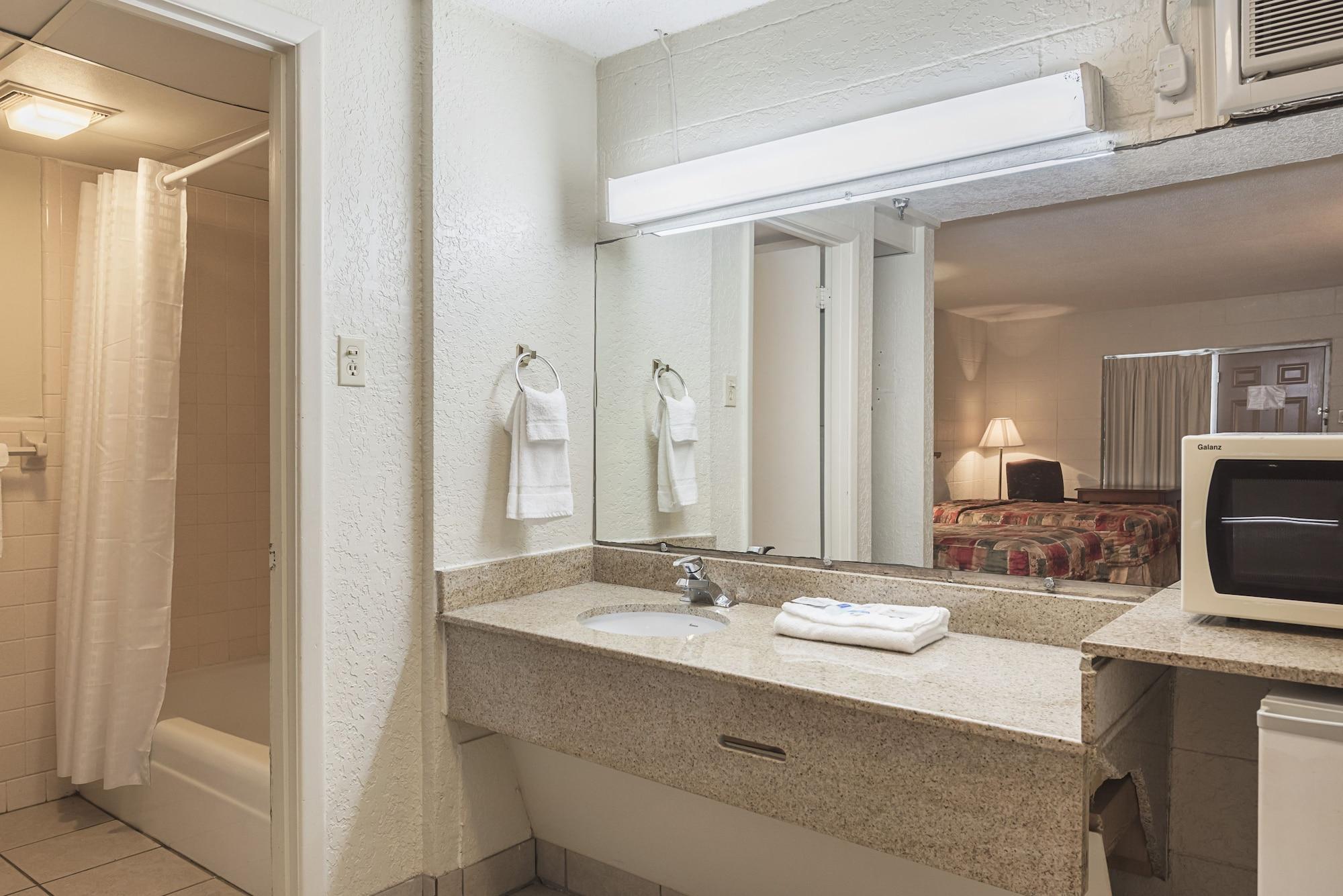 Bear Mount Inn & Suites Pigeon Forge Extérieur photo