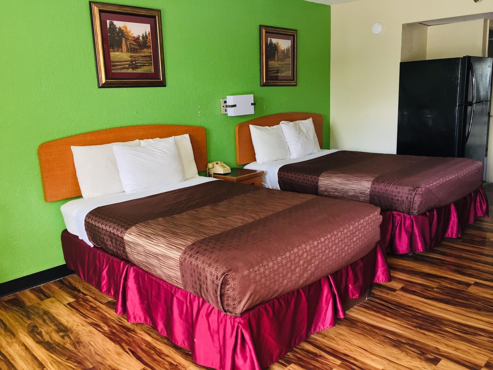 Bear Mount Inn & Suites Pigeon Forge Extérieur photo