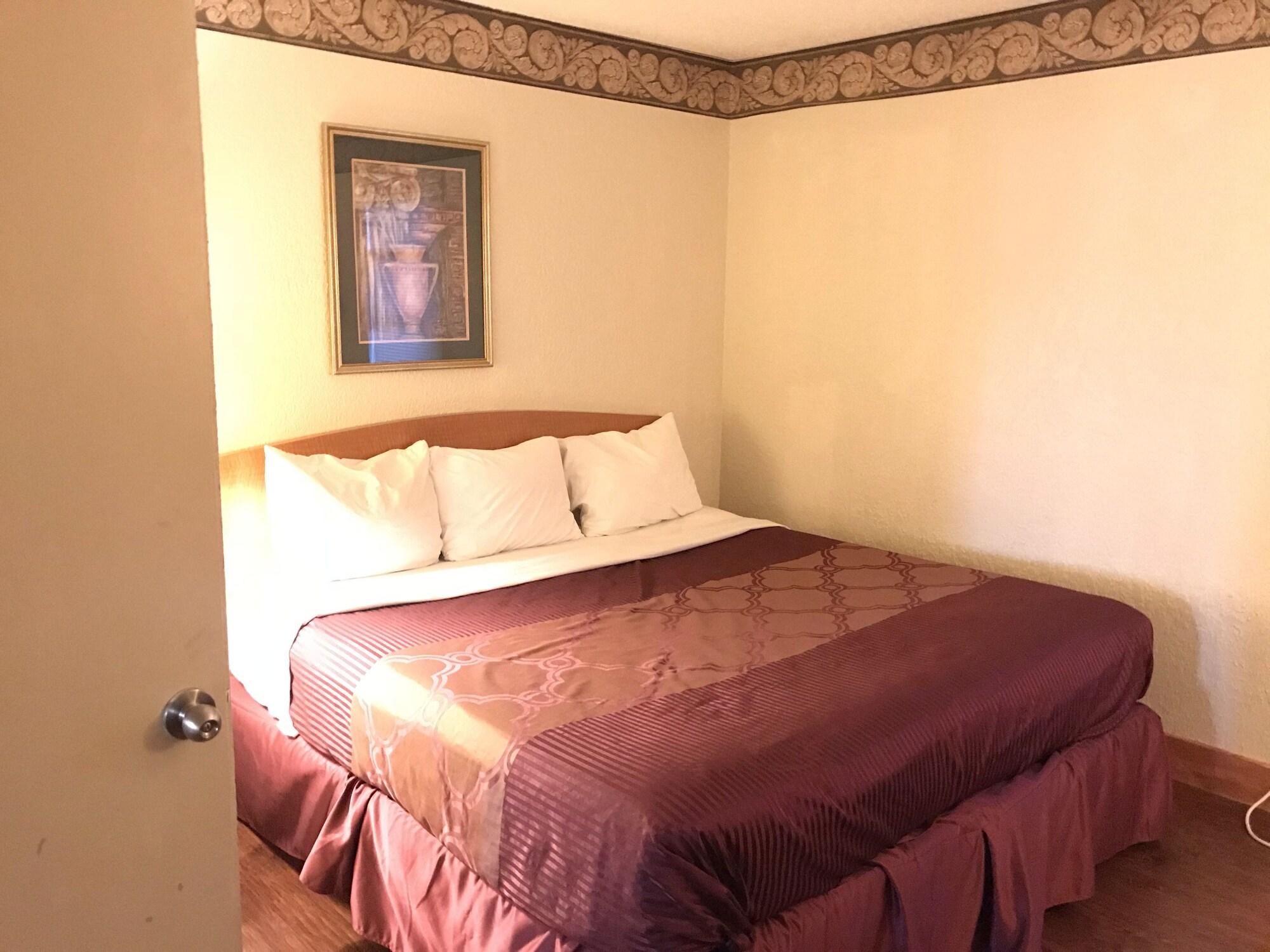 Bear Mount Inn & Suites Pigeon Forge Extérieur photo