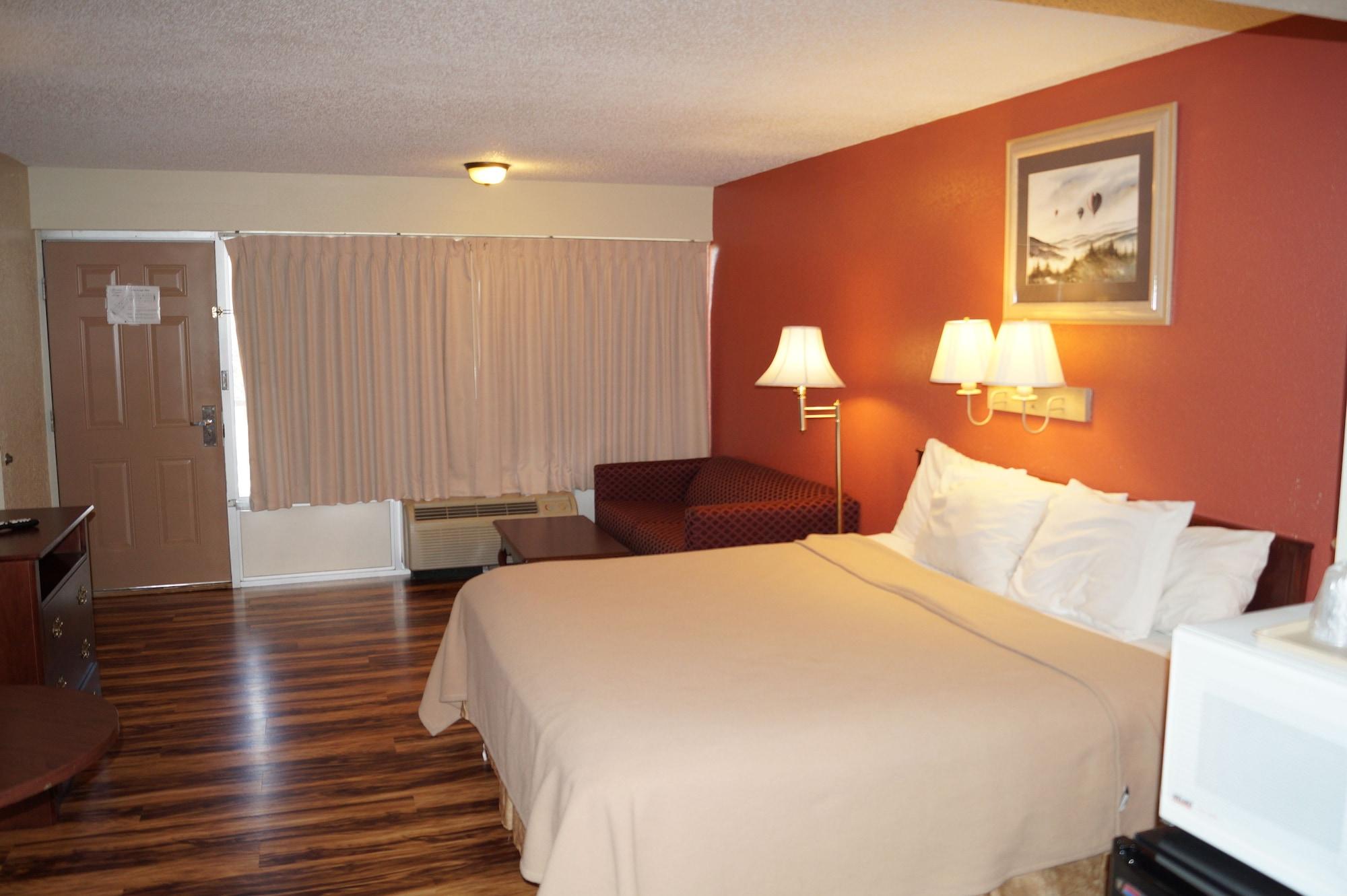 Bear Mount Inn & Suites Pigeon Forge Extérieur photo