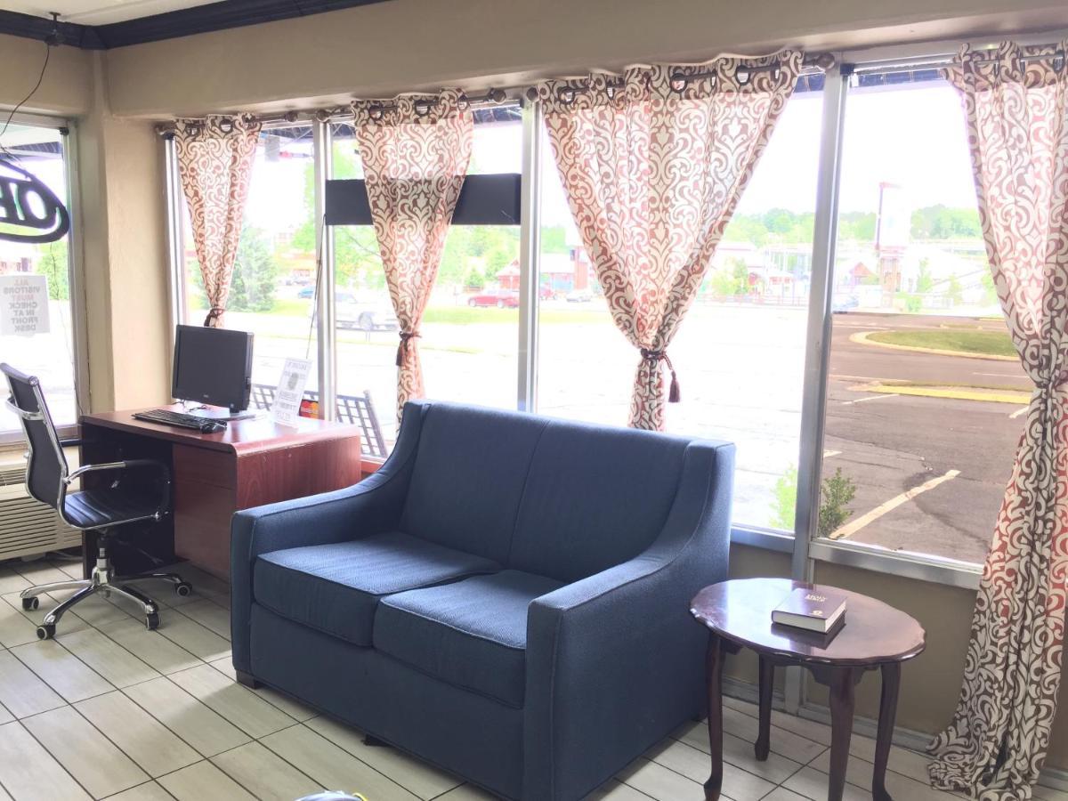 Bear Mount Inn & Suites Pigeon Forge Extérieur photo